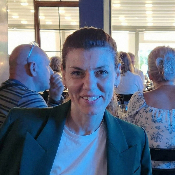 Елена Толмач