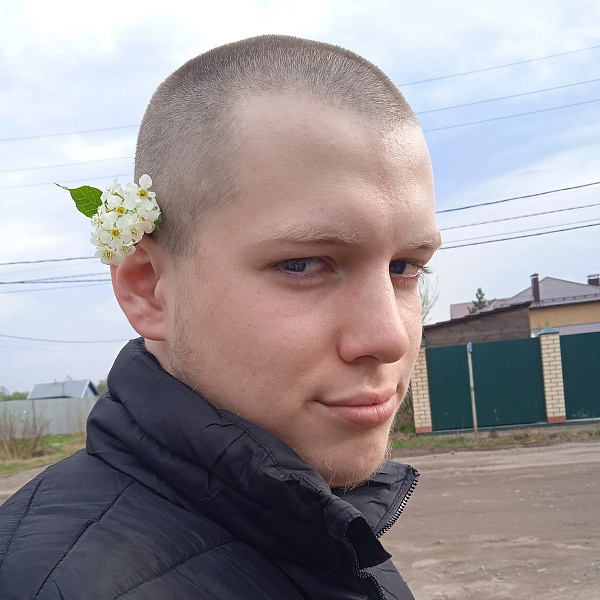 Олег Анучин