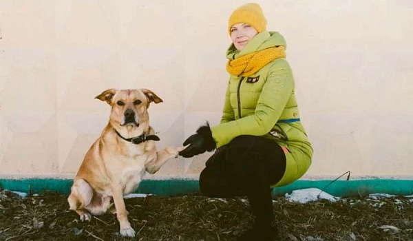 Красить волосы, крутить обруч